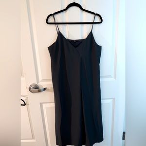 Gray maxi dress from Uniqlo